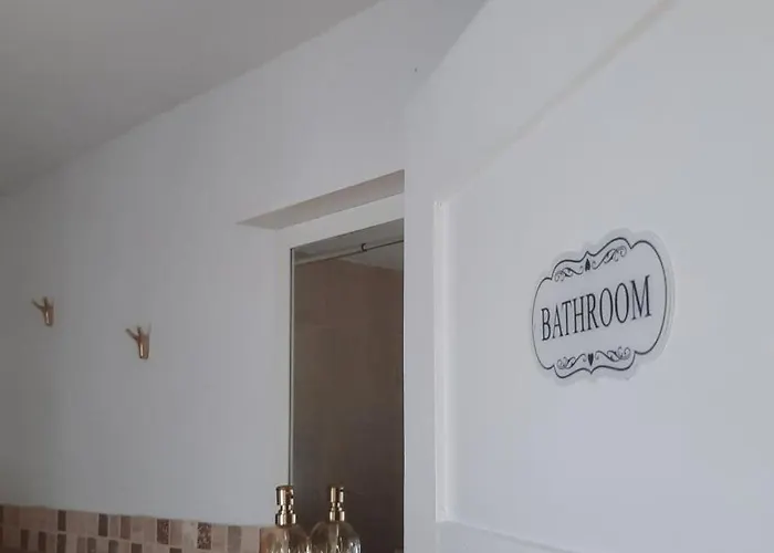 Altstadthaeuschen Mit Charm , Naehe Heidelberg Castle, Neckarufer